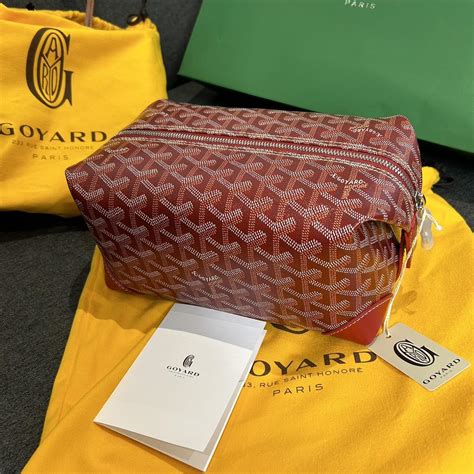 goyard wash bag mens|goyard bags official site.